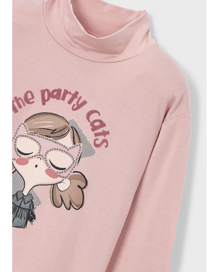 Bernumode | Mayoral: Viscose basic turtleneck €16.45 Long-sleeve t-shirt for girls. Semi-turtleneck. Flowing fabric for maximum comfort every day. Decorative elements: studs, screen printing (print).
