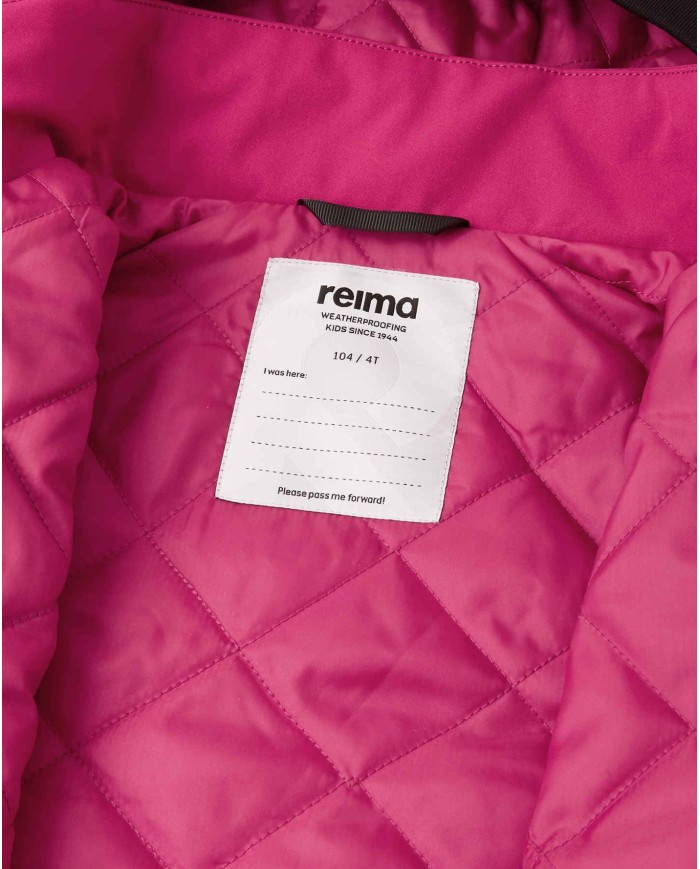 Bernumode | Reima: Демисезонная куртка на девочку,  SYMPPIS (80г) 65,29 € Куртка в ретро-стиле для детей с утепленной подкладкой. Полностью водонепроницаемая и выполнена из переработанных материалов.
Водонепроницаемая куртка Symppis от Reimatec для детей с легкой изоляцией в классическом стиле, прямого кроя и с большими светоотражающими деталями. Безопасный съемный капюшон с ребристым краем для защиты головы от ветра, эластичные манжеты, которые не позволяют холоду проникнуть внутрь, и большие карманы с клапанами для хранения сокровищ — все эти особенности созданы, чтобы защитить вашего маленького путешественника от любых неблагоприятных погодных условий. Часть волокон переработаны. Сделайте каждый день более экологичным!


Герметично запечатанные внешние швы


Водонепроницаемый, ветрозащитный, дышащий, грязеотталкивающий материал


Прочный материал


Легкая изоляция


Гладкая подкладка из полиэстера


Безопасный съемный капюшон


Мягкая ребристая отделка капюшона


Эластичные манжеты


Два кармана с клапанами


Регулируемый низ


Светоотражающие детали


Стирка в машине при температуре 40°C. Не отбеливать. Гладить при низкой температуре. Не подвергать химической чистке. Сушка при низкой температуре.
