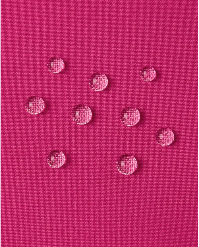 Bernumode | Reima: Starpsezonas jaka meitenei, SYMPPIS (80g) 65,29 € Retro stila jaka bērniem ar izšūtu oderi. Pilnībā ūdensnecaurlaidīga un izgatavota no pārstrādātiem materiāliem.
Reimatec bērnu ūdensnecaurlaidīgā Symppis jaka ar vieglu izolāciju ir klasiskā stilā, taisna piegriezuma un ar lielām atstarojošām detaļām. Drošs, noņemams kapuce ar ribotām malām, kas aizsargā galvu no vēja, elastīgas aproces, kas aiztur aukstumu, un lielas kabatas ar atloka aizdari, lai saglabātu jūsu dārgumus drošībā – visas šīs īpašības ir paredzētas, lai aizsargātu jūsu mazo piedzīvojumu meklētāju no nelabvēlīgiem laikapstākļiem. Daļa šķiedru ir pārstrādāta. Padariet katru dienu videi draudzīgāku!


Atsegti šuves, hermetizētas ūdensnecaurlaidības nodrošināšanai


Ūdens- un vēja necaurlaidīgs, elpojošs, netīrumus atgrūdošs materiāls


Izturīgs materiāls


Vieglā izolācija


Gluda poliestera oderes materiāls


Drošs, noņemams kapuce


Mīksta ribota apdare kapuces malā


Elastīgas aproces


Divas kabatas ar atloka aizdari


Regulējams apakšmala


Atstarojošas detaļas


Parasta mašīnu mazgāšana siltā ūdenī (40°C). Neizmantojiet balinātājus. Gludināt pie zemākas temperatūras. Neķīmiskā tīrīšana. Žāvēt pie zemākas temperatūras.

