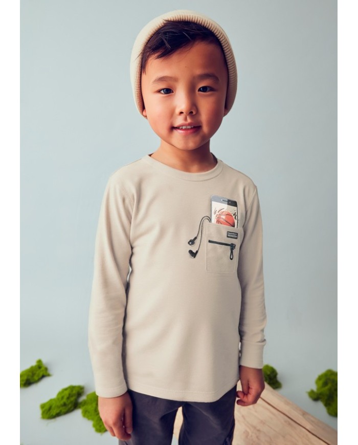 Bernumode | Mayoral: Футболка с длинным рукавом на мальчика 14,46 € Футболка с длинным рукавом для мальчиков. Круглый вырез. Ткань 100% хлопок. Декоративные элементы: шелкография (принт).
Выбирая наши хлопковые изделия, вы поддерживаете нашу инвестицию в инициативу Better Cotton. Хлопок Better Cotton добывается через систему массового баланса и не может быть физически отслежен до конечных продуктов. Однако производители хлопка получают выгоду от спроса на Better Cotton в эквивалентных объемах.

