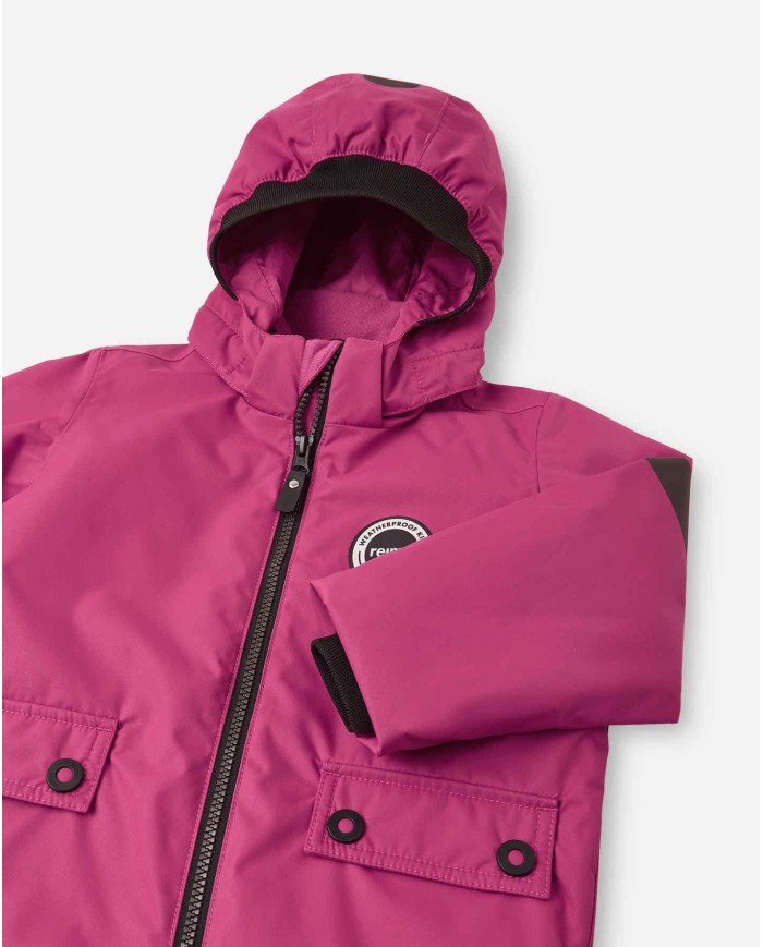 Bernumode | Reima: Mid-season children's overall, Marte Mid (80g) €70.25 

This lightly insulated retro overall for toddlers is the perfect choice for milder winters. Say moi to our classic toddlers' one-piece that was inspired by the distinctive Reima design style of the 1970s. It was first introduced in 2014 and thanks to its bold features and uncompromising functionality, it immediately became a hit among Nordic parents.
During the years, we've kept the light insulation, the roomy pockets and soft rib cuffs, but added tiny touches of genius here and there to make this one-piece even more functional and even better fitting. Add fresh new colours, and you can understand why parents and kids have loved it for years.







All seams sealed waterproof
Durable material
Water- and windproof, breathable, dirt-repellent material
Smooth polyester lining
Light insulation
Insulated seat
Safe, detachable hood
Soft rib on hood edge and cuffs
Two flap pockets
Waist adjustment inside
Detachable, adjustable and durable silicone foot loops
Elastic leg ends
Reflective details

Normal machine wash at warm (40°C). Do not bleach. Iron low. Do not dry clean. Drying at lower temperature.





