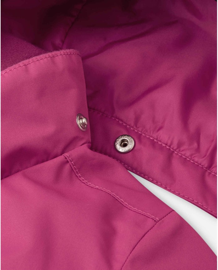 Bernumode | Reima: Mid-season children's overall, Marte Mid (80g) €70.25 

This lightly insulated retro overall for toddlers is the perfect choice for milder winters. Say moi to our classic toddlers' one-piece that was inspired by the distinctive Reima design style of the 1970s. It was first introduced in 2014 and thanks to its bold features and uncompromising functionality, it immediately became a hit among Nordic parents.
During the years, we've kept the light insulation, the roomy pockets and soft rib cuffs, but added tiny touches of genius here and there to make this one-piece even more functional and even better fitting. Add fresh new colours, and you can understand why parents and kids have loved it for years.







All seams sealed waterproof
Durable material
Water- and windproof, breathable, dirt-repellent material
Smooth polyester lining
Light insulation
Insulated seat
Safe, detachable hood
Soft rib on hood edge and cuffs
Two flap pockets
Waist adjustment inside
Detachable, adjustable and durable silicone foot loops
Elastic leg ends
Reflective details

Normal machine wash at warm (40°C). Do not bleach. Iron low. Do not dry clean. Drying at lower temperature.





