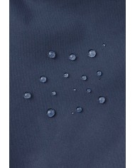 Bernumode | Reima: Демисезонный детский комбинезон, Marte Mid (80г) 70,25 € Этот слегка утепленный ретро-комбинезон для малышей — идеальный выбор для более мягких зим. Познакомьтесь с нашим классическим однослойным комбинезоном для малышей, вдохновленным характерным стилем дизайна Reima 1970-х годов. Он был представлен в 2014 году и, благодаря своим ярким особенностям и безупречной функциональности, сразу стал хитом среди северных родителей.
За эти годы мы сохранили легкую изоляцию, просторные карманы и мягкие ребристые манжеты, но добавили несколько гениальных деталей, чтобы сделать этот комбинезон еще более функциональным и лучше сидящим. Добавьте новые свежие цвета, и станет понятно, почему родители и дети любят его уже много лет.


Все швы герметично запечатаны, водонепроницаемы


Прочный материал


Водонепроницаемый, ветрозащитный, дышащий, грязеотталкивающий материал


Гладкая полиэстеровая подкладка


Легкая изоляция


Утепленная задняя часть


Безопасный съемный капюшон


Мягкая ребристая отделка капюшона и манжет


Два кармана с клапанами


Регулировка по талии внутри


Съемные, регулируемые и прочные силиконовые петли для ног


Эластичные манжеты на ногах


Светоотражающие детали


Стирка в машине при температуре 40°C. Не отбеливать. Гладить при низкой температуре. Не подвергать химической чистке. Сушка при низкой температуре.
