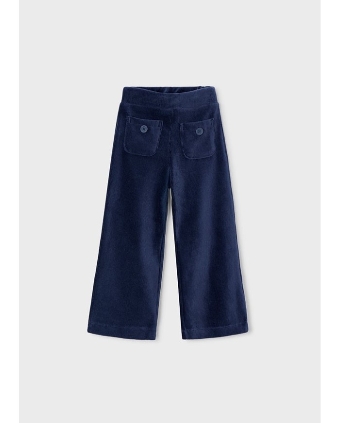 Bernumode | Mayoral: Knit pants for girl €21.07 Girls’ trousers. Adjustable elastic waistband with inner buttons for a perfect fit. Warm corduroy fabric, very comfortable and soft. Model with terry lining. Functional front pockets.