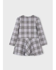 Bernumode | Mayoral: Трикотажное платье на девочку 41,74 € Платье для девочек с пышными рукавами и круглым вырезом. Крой с завышенной талией и невидимой молнией сзади. Сочетание разных тканей создает уникальный и особенный дизайн. Передние декоративные карманы имитированы. Элементы декора: металлические аппликации. Мотив в клетку, придающий стильный и элегантный вид.
