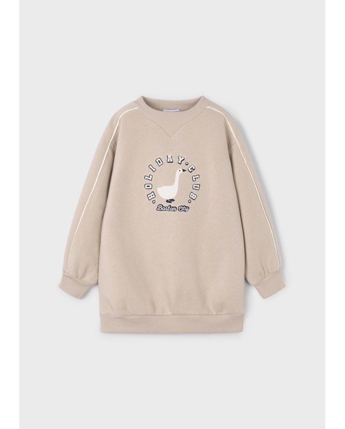 Bernumode | Mayoral: Fleece stipes dress for girl €27.19 Girls’ long-sleeve dress with a round neckline. Made from warm thick fleece fabric, perfect for cold months. Decorative elements include a decorative applique, contrast decorative bands, and embroidery.