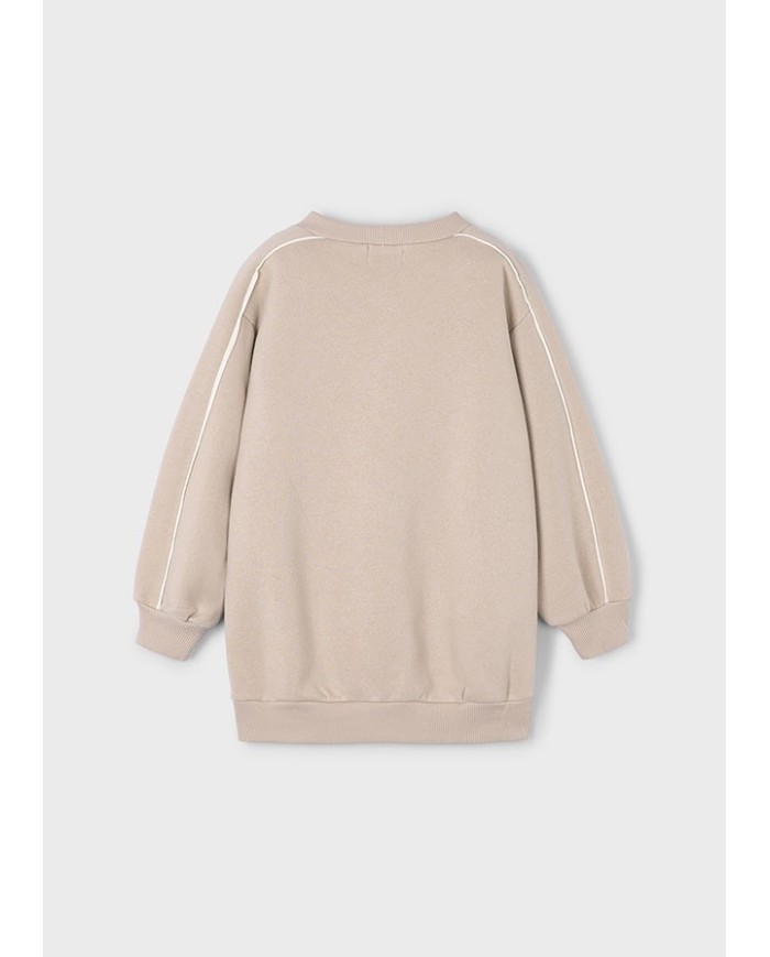 Bernumode | Mayoral: Fleece stipes dress for girl €27.19 Girls’ long-sleeve dress with a round neckline. Made from warm thick fleece fabric, perfect for cold months. Decorative elements include a decorative applique, contrast decorative bands, and embroidery.