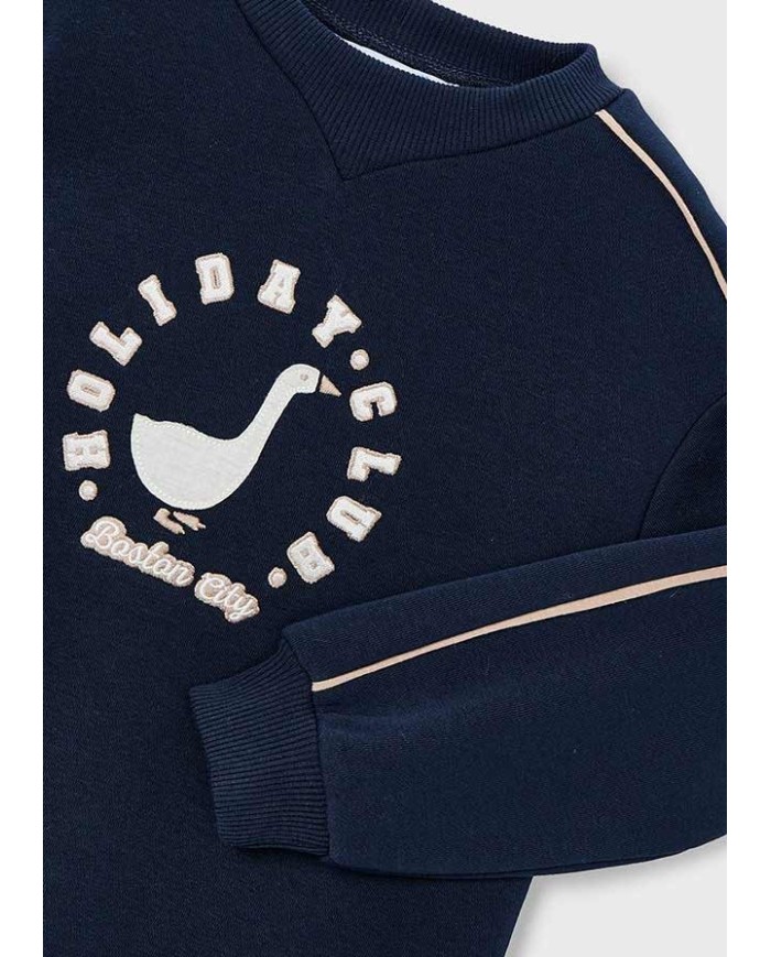 Bernumode | Mayoral: Fleece stipes dress for girl €27.19 Girls’ long-sleeve dress with a round neckline. Made from warm thick fleece fabric, perfect for cold months. Decorative elements include a decorative applique, contrast decorative bands, and embroidery.