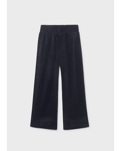Bernumode | Mayoral: Юбка на девочку 23,55 € Удобная юбка-брюки для девочки с регулируемой внутренней резинкой и пуговицами для идеальной посадки. Выполнена из сочетания разных тканей для уникального дизайна. Внутренний мягкий подклад из полиэстера обеспечивает комфорт. Модель с защипами и декоративными элементами — бахромой. Отличный выбор для стильного и комфортного образа.
 Bernumode | Mayoral: Юбка на девочку 23,55 € Удобная юбка-брюки для девочки с регулируемой внутренней резинкой и пуговицами для идеальной посадки. Выполнена из сочетания разных тканей для уникального дизайна. Внутренний мягкий подклад из полиэстера обеспечивает комфорт. Модель с защипами и декоративными элементами — бахромой. Отличный выбор для стильного и комфортного образа.