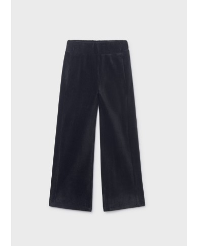 Bernumode | Mayoral: Юбка на девочку 23,55 € Удобная юбка-брюки для девочки с регулируемой внутренней резинкой и пуговицами для идеальной посадки. Выполнена из сочетания разных тканей для уникального дизайна. Внутренний мягкий подклад из полиэстера обеспечивает комфорт. Модель с защипами и декоративными элементами — бахромой. Отличный выбор для стильного и комфортного образа.
 Bernumode | Mayoral: Юбка на девочку 23,55 € Удобная юбка-брюки для девочки с регулируемой внутренней резинкой и пуговицами для идеальной посадки. Выполнена из сочетания разных тканей для уникального дизайна. Внутренний мягкий подклад из полиэстера обеспечивает комфорт. Модель с защипами и декоративными элементами — бахромой. Отличный выбор для стильного и комфортного образа.