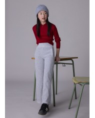 Bernumode | Mayoral: Corduroy trouser for girls €23.88 Flared pants for girl with wide hem. Elastic waistband for a comfortable fit. Made of warm and soft corduroy knit fabric, providing comfort and coziness for everyday wear.
