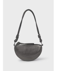 Bernumode | Mayoral: Handbag for girl €23.55 Bag for girl, perfect for carrying her essential accessories. A practical and fun accessory to complete any outfit. Made of modern faux leather exterior. Bernumode | Mayoral: Handbag for girl €23.55 Bag for girl, perfect for carrying her essential accessories. A practical and fun accessory to complete any outfit. Made of modern faux leather exterior.