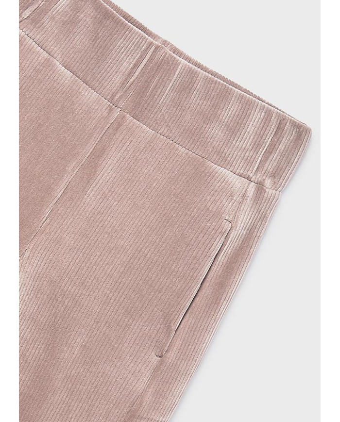 Bernumode | Mayoral: Вельветки на девочку 23,88 € Pantalón para chica de estilo acampanado, ancho en el bajo. Cinturilla elástica. Cálido tejido de punto pana de gran comodidad y suavidad. Bernumode | Mayoral: Вельветки на девочку 23,88 € Pantalón para chica de estilo acampanado, ancho en el bajo. Cinturilla elástica. Cálido tejido de punto pana de gran comodidad y suavidad.