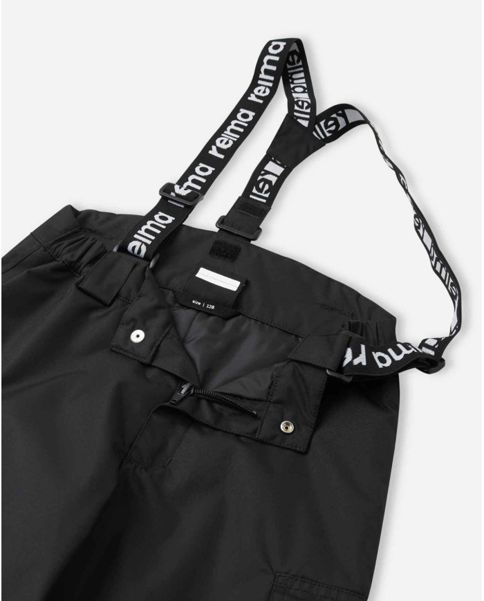 Bernumode | Reima: Демисезонные детские брюки на лямках ReimaTec, Tiksi (80 г) 56,12 € Эти водоотталкивающие, с легкой изоляцией брюки с подтяжками Reimatec невероятно универсальны. Присмотревшись внимательнее к этому стилю от Reima Originals, вы заметите все маленькие детали, которые делают большую разницу.
Почему эти брюки называются Tiksi? Это игривое прозвище города Тиккурила в Финляндии. Он расположен рядом с главным офисом Reima, и часто можно увидеть, как активные дети играют во дворе. Поскольку финны поддерживают равенство, дизайнеры Reima создали этот стиль, который подходит как для мальчиков, так и для девочек. В темные осенние и зимние вечера ваш ребенок будет сиять благодаря большим отражающим принтам. Подтяжки помогут удерживать брюки на месте во время активных переворотов и веселых катаний.
• Все швы герметично заделаны, водоотталкивающие• Прочный материал• Водо- и ветрозащитный, дышащий, грязеотталкивающий материал• Гладкая полиэстеровая подкладка• Легкая изоляция• Карманы с клапанами на кнопках• Регулируемые и съемные эластичные подтяжки• Эластичные манжеты на штанинах• Съемные, регулируемые и прочные силиконовые петли для ног до размера 128 см• Отражающие детали
Машинная стирка при температуре 40°C. Не отбеливать. Гладить при низкой температуре. Не химчистить. Сушка при низкой температуре.
 Bernumode | Reima: Демисезонные детские брюки на лямках ReimaTec, Tiksi (80 г) 56,12 € Эти водоотталкивающие, с легкой изоляцией брюки с подтяжками Reimatec невероятно универсальны. Присмотревшись внимательнее к этому стилю от Reima Originals, вы заметите все маленькие детали, которые делают большую разницу.
Почему эти брюки называются Tiksi? Это игривое прозвище города Тиккурила в Финляндии. Он расположен рядом с главным офисом Reima, и часто можно увидеть, как активные дети играют во дворе. Поскольку финны поддерживают равенство, дизайнеры Reima создали этот стиль, который подходит как для мальчиков, так и для девочек. В темные осенние и зимние вечера ваш ребенок будет сиять благодаря большим отражающим принтам. Подтяжки помогут удерживать брюки на месте во время активных переворотов и веселых катаний.
• Все швы герметично заделаны, водоотталкивающие• Прочный материал• Водо- и ветрозащитный, дышащий, грязеотталкивающий материал• Гладкая полиэстеровая подкладка• Легкая изоляция• Карманы с клапанами на кнопках• Регулируемые и съемные эластичные подтяжки• Эластичные манжеты на штанинах• Съемные, регулируемые и прочные силиконовые петли для ног до размера 128 см• Отражающие детали
Машинная стирка при температуре 40°C. Не отбеливать. Гладить при низкой температуре. Не химчистить. Сушка при низкой температуре.