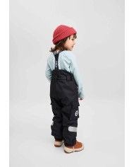 Bernumode | Reima: Демисезонные детские брюки на лямках ReimaTec, Tiksi (80 г) 56,12 € Эти водоотталкивающие, с легкой изоляцией брюки с подтяжками Reimatec невероятно универсальны. Присмотревшись внимательнее к этому стилю от Reima Originals, вы заметите все маленькие детали, которые делают большую разницу.
Почему эти брюки называются Tiksi? Это игривое прозвище города Тиккурила в Финляндии. Он расположен рядом с главным офисом Reima, и часто можно увидеть, как активные дети играют во дворе. Поскольку финны поддерживают равенство, дизайнеры Reima создали этот стиль, который подходит как для мальчиков, так и для девочек. В темные осенние и зимние вечера ваш ребенок будет сиять благодаря большим отражающим принтам. Подтяжки помогут удерживать брюки на месте во время активных переворотов и веселых катаний.
• Все швы герметично заделаны, водоотталкивающие• Прочный материал• Водо- и ветрозащитный, дышащий, грязеотталкивающий материал• Гладкая полиэстеровая подкладка• Легкая изоляция• Карманы с клапанами на кнопках• Регулируемые и съемные эластичные подтяжки• Эластичные манжеты на штанинах• Съемные, регулируемые и прочные силиконовые петли для ног до размера 128 см• Отражающие детали
Машинная стирка при температуре 40°C. Не отбеливать. Гладить при низкой температуре. Не химчистить. Сушка при низкой температуре.
 Bernumode | Reima: Демисезонные детские брюки на лямках ReimaTec, Tiksi (80 г) 56,12 € Эти водоотталкивающие, с легкой изоляцией брюки с подтяжками Reimatec невероятно универсальны. Присмотревшись внимательнее к этому стилю от Reima Originals, вы заметите все маленькие детали, которые делают большую разницу.
Почему эти брюки называются Tiksi? Это игривое прозвище города Тиккурила в Финляндии. Он расположен рядом с главным офисом Reima, и часто можно увидеть, как активные дети играют во дворе. Поскольку финны поддерживают равенство, дизайнеры Reima создали этот стиль, который подходит как для мальчиков, так и для девочек. В темные осенние и зимние вечера ваш ребенок будет сиять благодаря большим отражающим принтам. Подтяжки помогут удерживать брюки на месте во время активных переворотов и веселых катаний.
• Все швы герметично заделаны, водоотталкивающие• Прочный материал• Водо- и ветрозащитный, дышащий, грязеотталкивающий материал• Гладкая полиэстеровая подкладка• Легкая изоляция• Карманы с клапанами на кнопках• Регулируемые и съемные эластичные подтяжки• Эластичные манжеты на штанинах• Съемные, регулируемые и прочные силиконовые петли для ног до размера 128 см• Отражающие детали
Машинная стирка при температуре 40°C. Не отбеливать. Гладить при низкой температуре. Не химчистить. Сушка при низкой температуре.