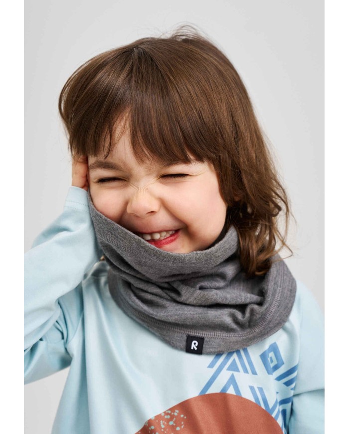 Bernumode | Reima: Merino-wool Tube scarf, Aarni €15.29 Kids' neck warmer made from a soft and warm knit. 100% responsible merino wool.
This merino wool kids' neck warmer is ideal for chilly days. The soft, lightweight Reima neck warmer feels comfortable under the jacket collar.
Lighter quality. Soft merino wool for perfect thermal control.
Wash with similar colours, inside out. Do not use detergents with bleaching agents. Use wool detergent. Reshape to dry. Shrinkage 5%. Do not bleach. Do not iron. Do not dry clean. Do not tumble dry.