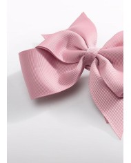 Bernumode | Mayoral:Matu sprādze 9,01 € Izsmalcināta matu sprādze Abel&Lula ir neliels akcenta elements, kas piešķir bērna tēlam īpašu šarmu. Tā droši tur matus, radot sakoptu un stilīgu frizūru, un tās elegants dizains pievieno rotaļīgu un izsmalcinātu akcentu. Piemērota gan ikdienas, gan svētku tērpiem. Šis aksesuārs izceļ mazās modes cienītājas individualitāti un kļūst par iecienītu kolekcijas daļu. Bernumode | Mayoral:Matu sprādze 9,01 € Izsmalcināta matu sprādze Abel&Lula ir neliels akcenta elements, kas piešķir bērna tēlam īpašu šarmu. Tā droši tur matus, radot sakoptu un stilīgu frizūru, un tās elegants dizains pievieno rotaļīgu un izsmalcinātu akcentu. Piemērota gan ikdienas, gan svētku tērpiem. Šis aksesuārs izceļ mazās modes cienītājas individualitāti un kļūst par iecienītu kolekcijas daļu.