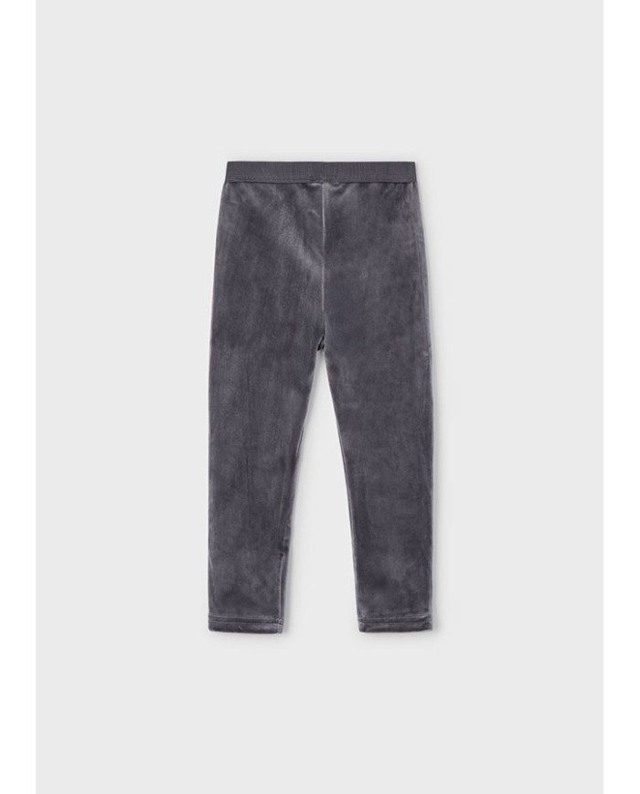 Bernumode | Mayoral: Basic velvet leggings €13.97 Leggings for girls with an elastic waistband. Made from soft, velvety fabric, giving a classic and elegant look. Part of the Mayoral Basic collection, an essential piece to complete any outfit.
 Bernumode | Mayoral: Basic velvet leggings €13.97 Leggings for girls with an elastic waistband. Made from soft, velvety fabric, giving a classic and elegant look. Part of the Mayoral Basic collection, an essential piece to complete any outfit.