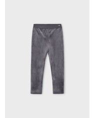 Bernumode | Mayoral: Meiteņu velveta legingi 13,97 € Legingi meitenēm ar elastīgu jostasvietu. Izgatavoti no maiga, samtaina auduma, kas piešķir klasisku un elegantu izskatu. Pieder Mayoral Basic kolekcijai — būtisks apģērba gabals, kas lieliski papildina jebkuru tēlu

