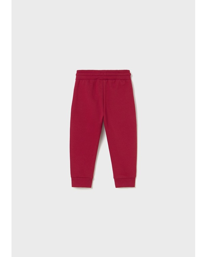 Bernumode | Mayoral: Basic cuffed fleece trousers for boy €10.66 Long sporty pants for baby, designed for maximum comfort. Elastic waistband with drawstring for a secure fit. Made from warm, thick fleece fabric (brushed fleece), perfect for colder months. Reinforced knees on the inside prevent wear and enhance durability. Elastic cuffs at the bottom for a better fit. Side pockets included. Part of the Mayoral Basic collection, an essential piece for completing any outfit.