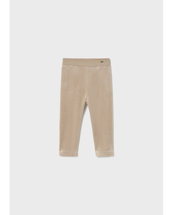 Bernumode | Mayoral: Basic velvet leggings €12.81 Baby leggings with an elastic waistband. Made from soft, velvety fabric, giving a classic and elegant look. Part of the Mayoral Basic collection, this essential piece is perfect for completing any outfit.
 Bernumode | Mayoral: Basic velvet leggings €12.81 Baby leggings with an elastic waistband. Made from soft, velvety fabric, giving a classic and elegant look. Part of the Mayoral Basic collection, this essential piece is perfect for completing any outfit.