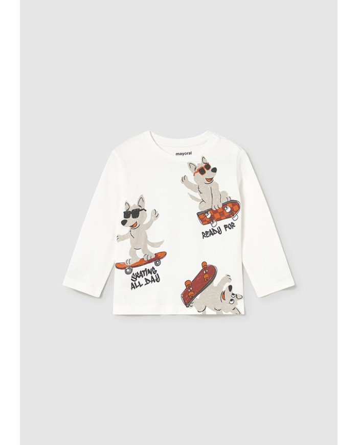 Bernumode | Mayoral: Футболка с длинным рукавом на мальчика 13,64 € Футболка с длинными рукавами для малыша. Классический круглый вырез обеспечивает удобную посадку. На плече расположены кнопки, облегчающие переодевание. Украшена стильным принтом (сериграфия).
