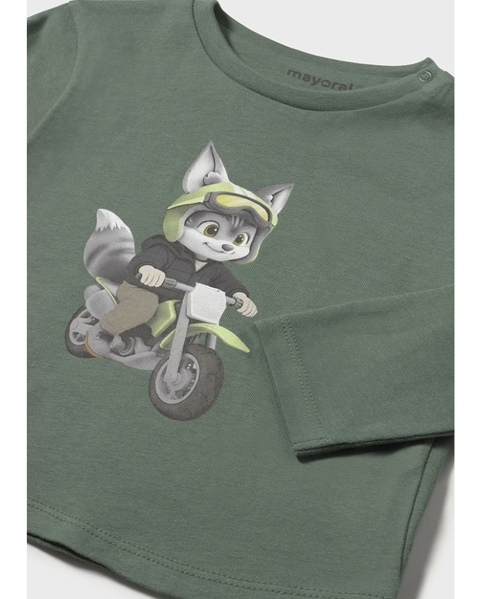 Bernumode | Mayoral: L/s t-shirt for boy €11.98 Long-sleeved T-shirt for baby. Features a classic round neckline for a comfortable fit. Snap buttons on the shoulder make dressing easy. Made from 100% soft cotton, perfect for delicate baby skin. Decorated with a vibrant print inspired by the world of motors. Bernumode | Mayoral: L/s t-shirt for boy €11.98 Long-sleeved T-shirt for baby. Features a classic round neckline for a comfortable fit. Snap buttons on the shoulder make dressing easy. Made from 100% soft cotton, perfect for delicate baby skin. Decorated with a vibrant print inspired by the world of motors.
