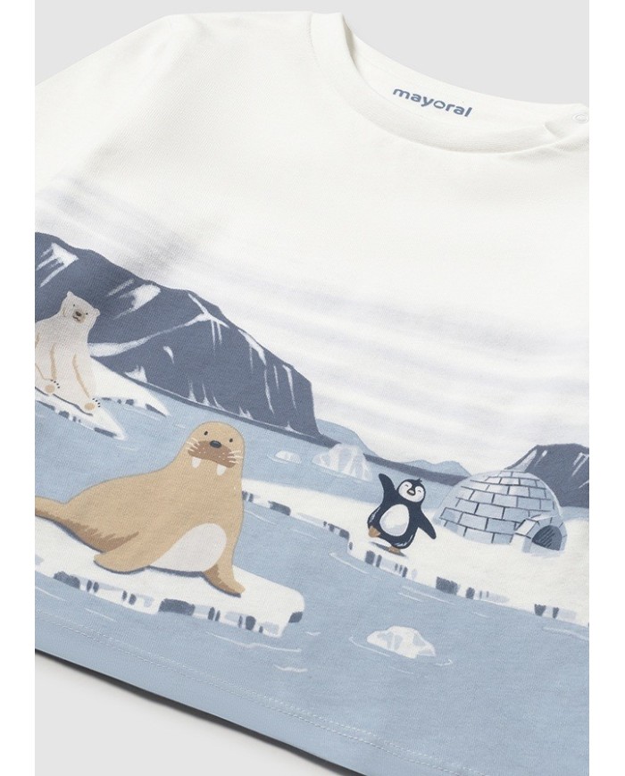 Bernumode | Mayoral: L/s t-shirt for boy €13.64 Long-sleeved T-shirt for baby. Designed with a classic round neckline for a comfortable fit. Snap buttons on the shoulder make dressing easier. Made from 100% soft cotton, perfect for delicate baby skin. Finished with a stylish print. Bernumode | Mayoral: L/s t-shirt for boy €13.64 Long-sleeved T-shirt for baby. Designed with a classic round neckline for a comfortable fit. Snap buttons on the shoulder make dressing easier. Made from 100% soft cotton, perfect for delicate baby skin. Finished with a stylish print.