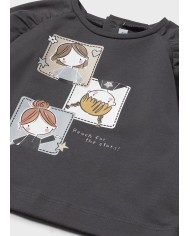 Bernumode | Mayoral: L/s shirt dress €13.64 Adorable long-sleeved T-shirt for baby. Designed with a classic round neckline and practical snap-button closure at the back for easy dressing. Made from soft terry-effect fabric, providing a cozy feel for delicate baby skin. Embellished with a sweet applique, subtle glitter details, and a playful print. Bernumode | Mayoral: L/s shirt dress €13.64 Adorable long-sleeved T-shirt for baby. Designed with a classic round neckline and practical snap-button closure at the back for easy dressing. Made from soft terry-effect fabric, providing a cozy feel for delicate baby skin. Embellished with a sweet applique, subtle glitter details, and a playful print.