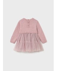 Bernumode | Mayoral: Meiteņu kleita 36,28 € Satur pārstrādātu poliesteru. Kleita ar garām piedurknēm mazulim. Apkakle ar viļņotu apdari. Dizains ar imitētu slāņotu džempera efektu. Aizmugurē pogu aizdare, lai atvieglotu apģērbšanu. Izgatavota no viegla un gaisīga tilla auduma. Mīksta poliestera iekšējā odere. Dekoratīvie elementi: aplikācijas. Bernumode | Mayoral: Meiteņu kleita 36,28 € Satur pārstrādātu poliesteru. Kleita ar garām piedurknēm mazulim. Apkakle ar viļņotu apdari. Dizains ar imitētu slāņotu džempera efektu. Aizmugurē pogu aizdare, lai atvieglotu apģērbšanu. Izgatavota no viegla un gaisīga tilla auduma. Mīksta poliestera iekšējā odere. Dekoratīvie elementi: aplikācijas.