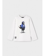 Bernumode | Mayoral: Zēnu T-krekls ar garām piedurknēm 13,64 € Zēnu garroku T-krekls ar apaļu kaklu. Dekoratīvie elementi: serigrāfija (print). Ar QR kodu no PLAY WITH kolekcijas, skenējot kuru, var piekļūt ekskluzīvai Mayoral videospēlei.