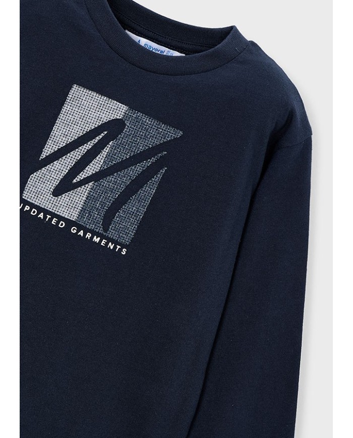Bernumode | Mayoral: L/s t-shirt €13.64 Boys’ long-sleeve t-shirt with round neckline. 100% cotton. Decorative elements: high-density embossed print. Choosing Better Cotton products supports sustainable cotton production initiatives.