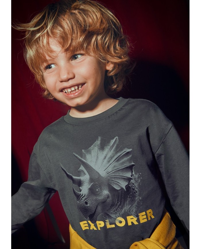Bernumode | Mayoral: L/s t-shirt €11.98 Boys’ long-sleeve t-shirt with round neckline. 100% cotton. Decorative elements: screen print. Choosing Better Cotton products supports sustainable cotton production initiatives. Bernumode | Mayoral: L/s t-shirt €11.98 Boys’ long-sleeve t-shirt with round neckline. 100% cotton. Decorative elements: screen print. Choosing Better Cotton products supports sustainable cotton production initiatives.