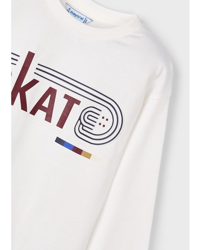 Bernumode | Mayoral: L/s t-shirt €13.64 Boys’ long-sleeve t-shirt with round neckline. Decorative elements: embossed print, screen print. Choosing Better Cotton products supports sustainable cotton production initiatives.