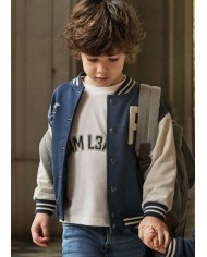 Bernumode | Mayoral: Varsity Jacket/Bomber jacket for boy €25.54 Boys’ long-sleeve bomber hoodie. Bomber collar. Front button closure. Elastic cuffs and hem for a comfortable fit. Decorative elements: embroidery on the front. Bernumode | Mayoral: Varsity Jacket/Bomber jacket for boy €25.54 Boys’ long-sleeve bomber hoodie. Bomber collar. Front button closure. Elastic cuffs and hem for a comfortable fit. Decorative elements: embroidery on the front.