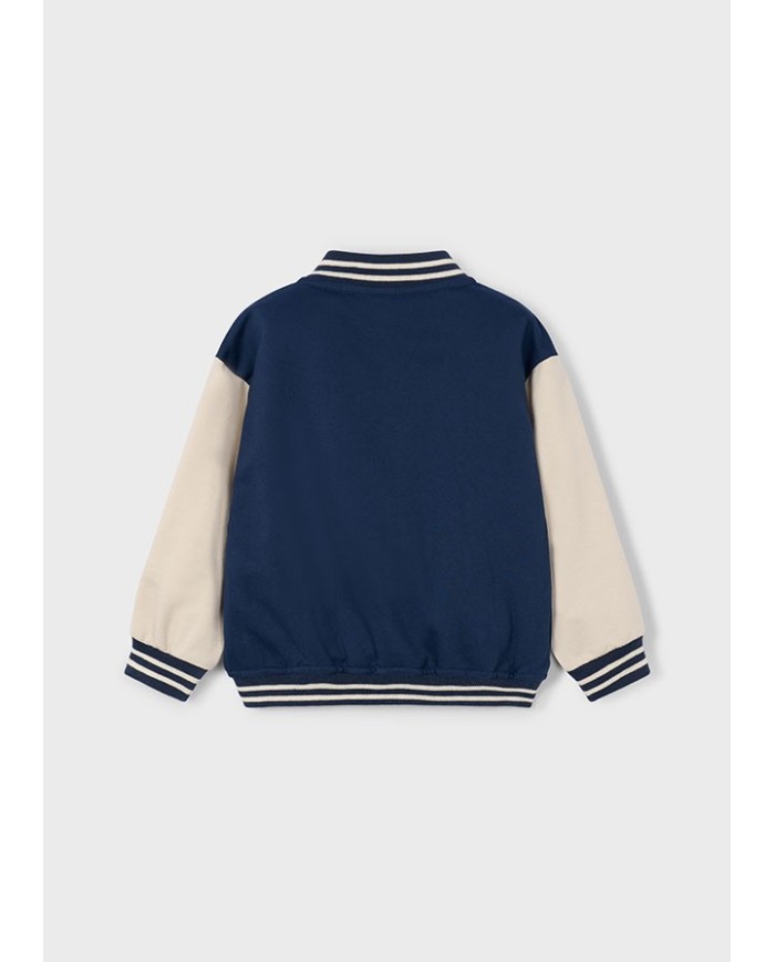 Bernumode | Mayoral: Куртка-Бомбер на мальчика 25,54 € Детский лонгслив-бомбер с длинным рукавом для мальчика. Воротник-бомбер. Застёжка спереди на пуговицы. Эластичные манжеты и низ для комфортной посадки. Элементы декора: вышивка на передней части.
 Bernumode | Mayoral: Куртка-Бомбер на мальчика 25,54 € Детский лонгслив-бомбер с длинным рукавом для мальчика. Воротник-бомбер. Застёжка спереди на пуговицы. Эластичные манжеты и низ для комфортной посадки. Элементы декора: вышивка на передней части.