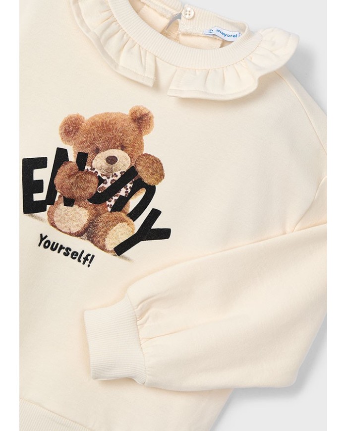 Bernumode | Mayoral: Ruffled collar pullover for girl €23.55 Girls’ long-sleeve sweatshirt with a round ruffled neckline. Elastic cuffs and hem for a comfortable fit. Decorative elements: embroidery. Made from Better Cotton to support sustainable production. Bernumode | Mayoral: Ruffled collar pullover for girl €23.55 Girls’ long-sleeve sweatshirt with a round ruffled neckline. Elastic cuffs and hem for a comfortable fit. Decorative elements: embroidery. Made from Better Cotton to support sustainable production.