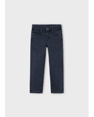 Bernumode | Mayoral: Zēnu mīksta auduma bikses ar taisnu piegriezumu (Regular Fit) 23,55 € Zēnu klasiskās taisnā piegriezuma bikses (Regular fit). Aizdare ar rāvējslēdzēju un pogu, elastīga regulējama jostasvieta ar iekšējām pogām ērtai pieguļošanai. Funkcionālas priekšējās un aizmugurējās kabatas. Mazākiem izmēriem (2–5 gadi) rāvējslēdzējs ir imitēts drošības nolūkos. Izgatavotas no Better Cotton, atbalstot ilgtspējīgu ražošanu. Bernumode | Mayoral: Zēnu mīksta auduma bikses ar taisnu piegriezumu (Regular Fit) 23,55 € Zēnu klasiskās taisnā piegriezuma bikses (Regular fit). Aizdare ar rāvējslēdzēju un pogu, elastīga regulējama jostasvieta ar iekšējām pogām ērtai pieguļošanai. Funkcionālas priekšējās un aizmugurējās kabatas. Mazākiem izmēriem (2–5 gadi) rāvējslēdzējs ir imitēts drošības nolūkos. Izgatavotas no Better Cotton, atbalstot ilgtspējīgu ražošanu.