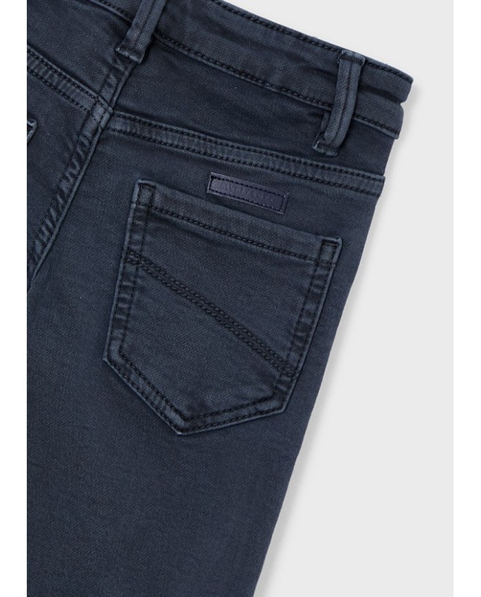 Bernumode | Mayoral: Zēnu mīksta auduma bikses ar taisnu piegriezumu (Regular Fit) 23,55 € Zēnu klasiskās taisnā piegriezuma bikses (Regular fit). Aizdare ar rāvējslēdzēju un pogu, elastīga regulējama jostasvieta ar iekšējām pogām ērtai pieguļošanai. Funkcionālas priekšējās un aizmugurējās kabatas. Mazākiem izmēriem (2–5 gadi) rāvējslēdzējs ir imitēts drošības nolūkos. Izgatavotas no Better Cotton, atbalstot ilgtspējīgu ražošanu. Bernumode | Mayoral: Zēnu mīksta auduma bikses ar taisnu piegriezumu (Regular Fit) 23,55 € Zēnu klasiskās taisnā piegriezuma bikses (Regular fit). Aizdare ar rāvējslēdzēju un pogu, elastīga regulējama jostasvieta ar iekšējām pogām ērtai pieguļošanai. Funkcionālas priekšējās un aizmugurējās kabatas. Mazākiem izmēriem (2–5 gadi) rāvējslēdzējs ir imitēts drošības nolūkos. Izgatavotas no Better Cotton, atbalstot ilgtspējīgu ražošanu.