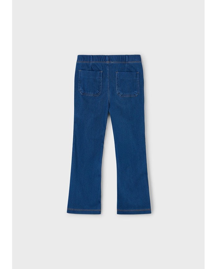 Bernumode | Mayoral: Расклешённые леггинсы на девочку 18,10 € Леггинсы для девочки с приталенным кроем в области бедра и колена и слегка расклешённым низом. Средняя посадка, эластичная талия для удобной посадки. Модель с декоративными вытачками и имитацией передних карманов. Идеальные леггинсы для повседневной носки и активных игр. Bernumode | Mayoral: Расклешённые леггинсы на девочку 18,10 € Леггинсы для девочки с приталенным кроем в области бедра и колена и слегка расклешённым низом. Средняя посадка, эластичная талия для удобной посадки. Модель с декоративными вытачками и имитацией передних карманов. Идеальные леггинсы для повседневной носки и активных игр.