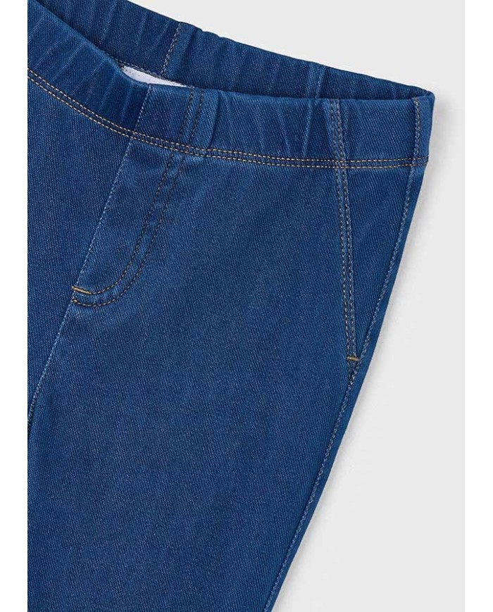 Bernumode | Mayoral: Расклешённые леггинсы на девочку 18,10 € Леггинсы для девочки с приталенным кроем в области бедра и колена и слегка расклешённым низом. Средняя посадка, эластичная талия для удобной посадки. Модель с декоративными вытачками и имитацией передних карманов. Идеальные леггинсы для повседневной носки и активных игр. Bernumode | Mayoral: Расклешённые леггинсы на девочку 18,10 € Леггинсы для девочки с приталенным кроем в области бедра и колена и слегка расклешённым низом. Средняя посадка, эластичная талия для удобной посадки. Модель с декоративными вытачками и имитацией передних карманов. Идеальные леггинсы для повседневной носки и активных игр.