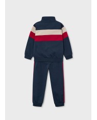 Bernumode | Mayoral: Tracksuit €32.64 Two-piece boys’ sports set with a long-sleeve sweatshirt featuring a front zipper and stripe pattern, paired with comfortable elastic-waist sports pants with drawstring, elastic cuffs, and functional front pockets. Perfect set for active play and everyday wear.
