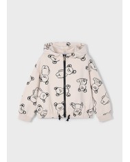 Bernumode | Mayoral: Спортивный костюм на девочку (2 пары брюк и кофта на молнии) 41,74 € Трёхпредметный спортивный комплект для девочки, включающий свитшот с длинными рукавами и капюшоном с центральной застёжкой-молнией и регулируемым шнурком на подоле, а также два варианта спортивных брюк с эластичной талией. Один из брюк дополнительно оснащён эластичными манжетами и функциональными карманами спереди. Элементы декора: принт. Идеальный комплект для активного отдыха и повседневного ношения.
