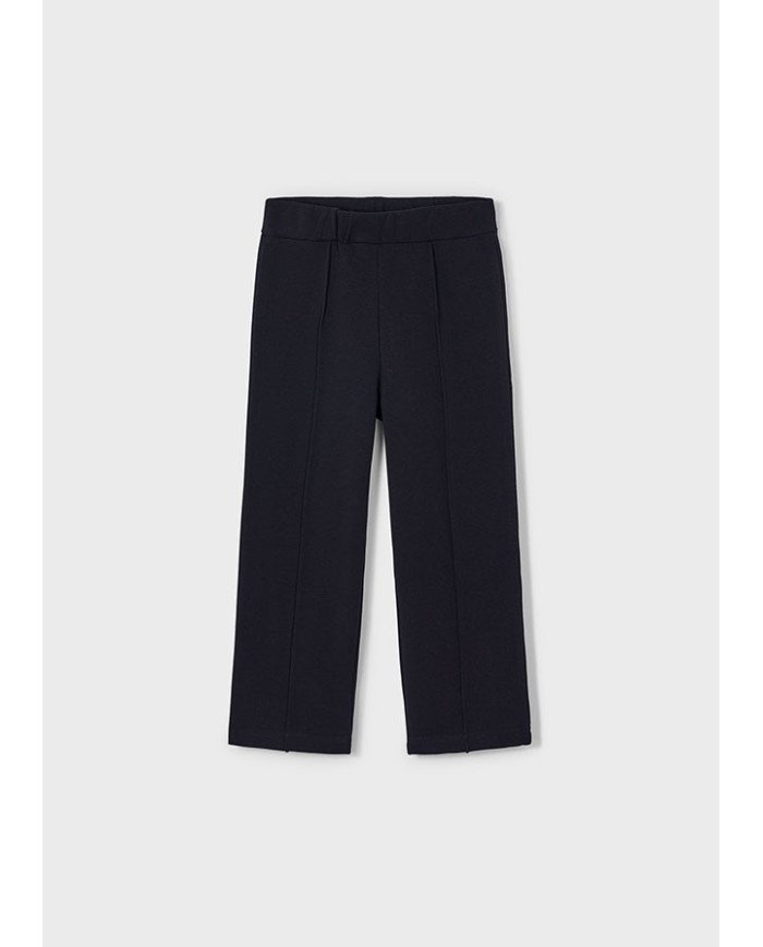 Bernumode | Mayoral: 2 trousers tracksuit for girl €41.74 Three-piece girls’ sports set consisting of a long-sleeve hoodie sweatshirt with front zipper and adjustable drawstring at the hem, and two pairs of elastic-waist sports pants. One pair features elastic cuffs and functional front pockets. Decorative elements: print. Perfect set for active play and everyday wear.
