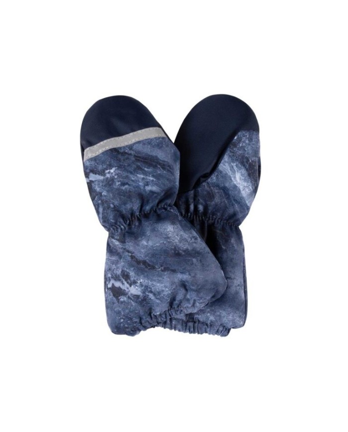 Bernumode | LENNE: Зимние краги SNOW 13,14 € 
В изготовлении одежды Active учитываются преобладающие в Эстонии и Северных странах погодные условия, предъявляющие к изделиям особо высокие требования. Используются специально изготовленные высокотехнологичные ткани, предохраняющие ребенка от переохлаждения, практичные в эксплуатации и легкие в уходе. Основными целями развития продукции Lenne являются безопасность, удобство, простота в уходе, практичность.Ткань-Active – водонепроницаемая дышащая ткань. Изделия из серии Active: легки по весу, ветрозащитные и теплые, дышащие, водоотталкивающие, прочные и легки в уходе.Водостойкость: 5 000/10 000 ммВоздухопроводимость: 5 000/10 000 g/m²/24h
Водо- и грязеотталкивающая способность: обработка DWR.
Материал верха: 100% полиамид, Ткань-Active.
Материал подкладки: искуственный мех 40% шерсть, 30% акрил, 30% акрил.
Размерность варежек:
0 – до 1 года
1 – 1-2 года
2 – 2-3 года
3 – 3-5 лет
4 – 5-7 лет
6 – 7-10 лет
8 – 9-12 лет
 Bernumode | LENNE: Зимние краги SNOW 13,14 € 
В изготовлении одежды Active учитываются преобладающие в Эстонии и Северных странах погодные условия, предъявляющие к изделиям особо высокие требования. Используются специально изготовленные высокотехнологичные ткани, предохраняющие ребенка от переохлаждения, практичные в эксплуатации и легкие в уходе. Основными целями развития продукции Lenne являются безопасность, удобство, простота в уходе, практичность.Ткань-Active – водонепроницаемая дышащая ткань. Изделия из серии Active: легки по весу, ветрозащитные и теплые, дышащие, водоотталкивающие, прочные и легки в уходе.Водостойкость: 5 000/10 000 ммВоздухопроводимость: 5 000/10 000 g/m²/24h
Водо- и грязеотталкивающая способность: обработка DWR.
Материал верха: 100% полиамид, Ткань-Active.
Материал подкладки: искуственный мех 40% шерсть, 30% акрил, 30% акрил.
Размерность варежек:
0 – до 1 года
1 – 1-2 года
2 – 2-3 года
3 – 3-5 лет
4 – 5-7 лет
6 – 7-10 лет
8 – 9-12 лет