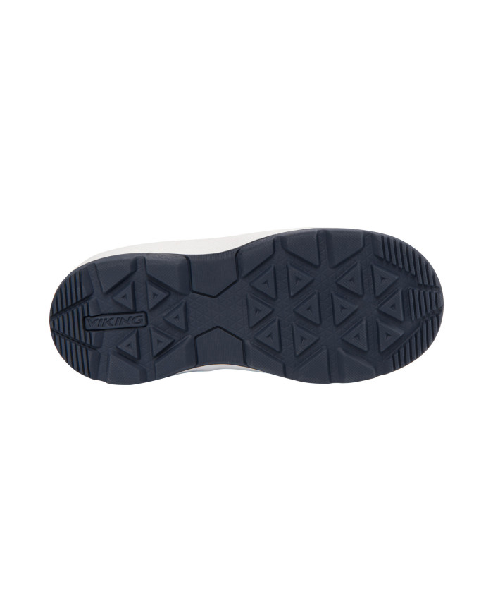 Bernumode | Viking: Play Reflex Warm GTX 2V - Bērnu ūdensizturīgi  ziemas atstarojoši zābaki, ar GORE-TEX 65,70 € Lai sniega bumbas lido! Play Reflex Warm GTX Warm ir ziemas zābaki, kas paredzēti lieliem smaidiem un daudz jautrības! Play II ir īpaši izturīgs, un tam ir GORE-TEX aizsardzība, vidēja griezuma dizains un izolējoša odere, kas nodrošina mazajām pēdām visu nepieciešamo aizsardzību un atbalstu. Divkāršās Velcro regulēšanas siksnas ir lieliski piemērotas pārejām bez problēmām, un atstarojošās detaļas palīdz saglabāt bērnu redzamību. Izturīga augstas saķeres gumijas zole nodrošina drošu saķeri jebkuros apstākļos.
Izmēru tabula
 
Izmērs
Iekšzole, cm
22
14,7
23
15,4
24
16
25
16,8
26
17,3
27
18
28
18,7
29
19,4
30
20
31
20,7
32
21,4
33
22
 Bernumode | Viking: Play Reflex Warm GTX 2V - Bērnu ūdensizturīgi  ziemas atstarojoši zābaki, ar GORE-TEX 65,70 € Lai sniega bumbas lido! Play Reflex Warm GTX Warm ir ziemas zābaki, kas paredzēti lieliem smaidiem un daudz jautrības! Play II ir īpaši izturīgs, un tam ir GORE-TEX aizsardzība, vidēja griezuma dizains un izolējoša odere, kas nodrošina mazajām pēdām visu nepieciešamo aizsardzību un atbalstu. Divkāršās Velcro regulēšanas siksnas ir lieliski piemērotas pārejām bez problēmām, un atstarojošās detaļas palīdz saglabāt bērnu redzamību. Izturīga augstas saķeres gumijas zole nodrošina drošu saķeri jebkuros apstākļos.
Izmēru tabula
 
Izmērs
Iekšzole, cm
22
14,7
23
15,4
24
16
25
16,8
26
17,3
27
18
28
18,7
29
19,4
30
20
31
20,7
32
21,4
33
22
