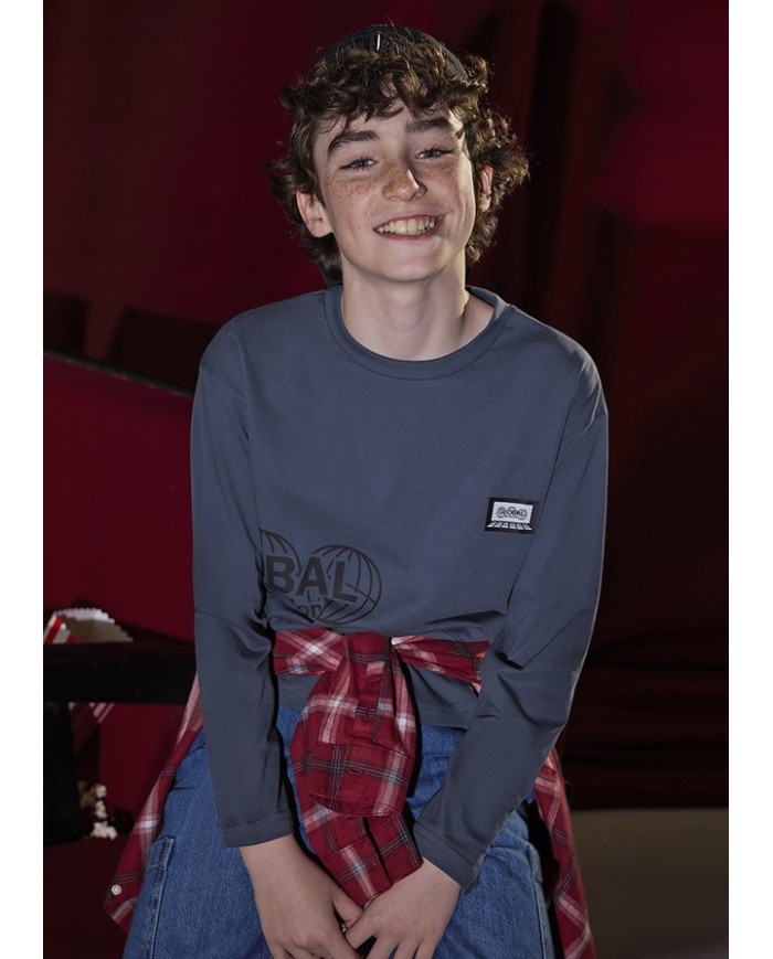 Bernumode | Mayoral: L/s "nomad" shirt €14.46 Boys’ long-sleeve t-shirt with a round neckline. Made from 100% Better Cotton, soft and comfortable. Decorative elements include prints on the front and back of the garment. Choosing this product supports sustainable cotton production. Bernumode | Mayoral: L/s "nomad" shirt €14.46 Boys’ long-sleeve t-shirt with a round neckline. Made from 100% Better Cotton, soft and comfortable. Decorative elements include prints on the front and back of the garment. Choosing this product supports sustainable cotton production.