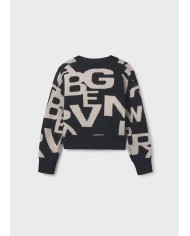 Bernumode | Mayoral: Жаккардовый джемпер  на девочку 30,17 € Джемпер для девочки с длинными рукавами и круглым вырезом. Сшит из ткани с содержанием переработанного полиэстера, мягкий и приятный на ощупь. Идеален для повседневной носки и создания комфортного образа. Bernumode | Mayoral: Жаккардовый джемпер  на девочку 30,17 € Джемпер для девочки с длинными рукавами и круглым вырезом. Сшит из ткани с содержанием переработанного полиэстера, мягкий и приятный на ощупь. Идеален для повседневной носки и создания комфортного образа.