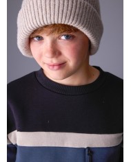 Bernumode | Mayoral: Pullover for boy €25.54 Boys’ long-sleeve sweatshirt with a round neckline. Features front pockets for convenience. Decorative elements include contrasting details and embossed patterns, providing a stylish and practical option for everyday wear. Bernumode | Mayoral: Pullover for boy €25.54 Boys’ long-sleeve sweatshirt with a round neckline. Features front pockets for convenience. Decorative elements include contrasting details and embossed patterns, providing a stylish and practical option for everyday wear.