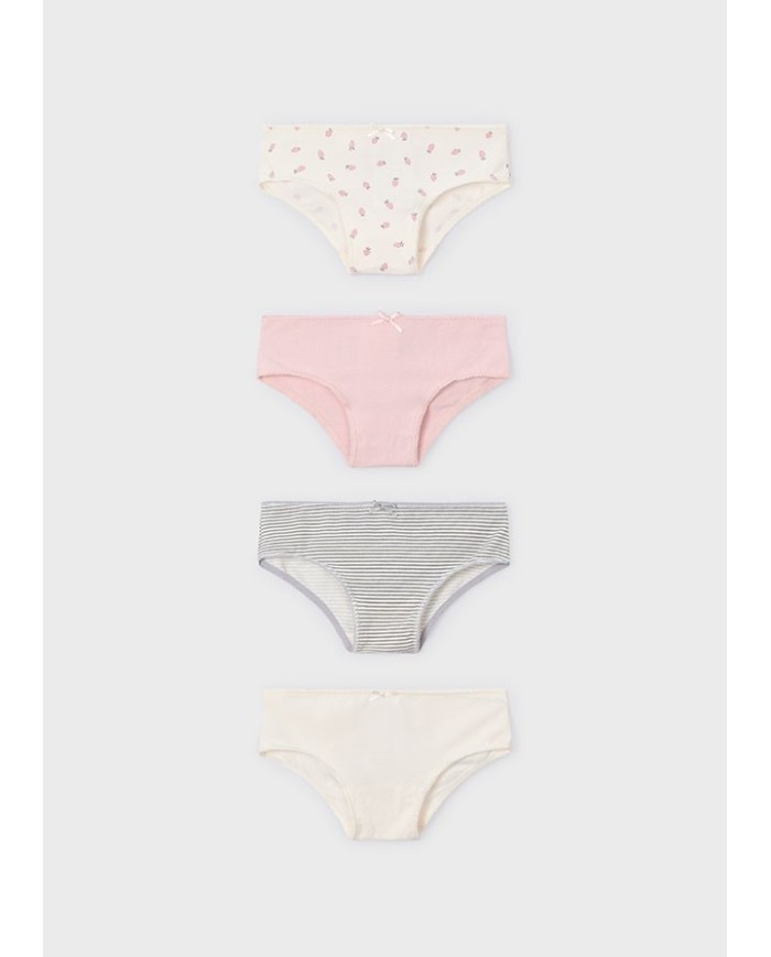 Bernumode | Mayoral: Трусы (4 шт.) на девочку 15,62 € Набор из четырёх трусиков для девочки. Удобные, мягкие и практичные, идеально подходят для повседневной носки.
 Bernumode | Mayoral: Трусы (4 шт.) на девочку 15,62 € Набор из четырёх трусиков для девочки. Удобные, мягкие и практичные, идеально подходят для повседневной носки.